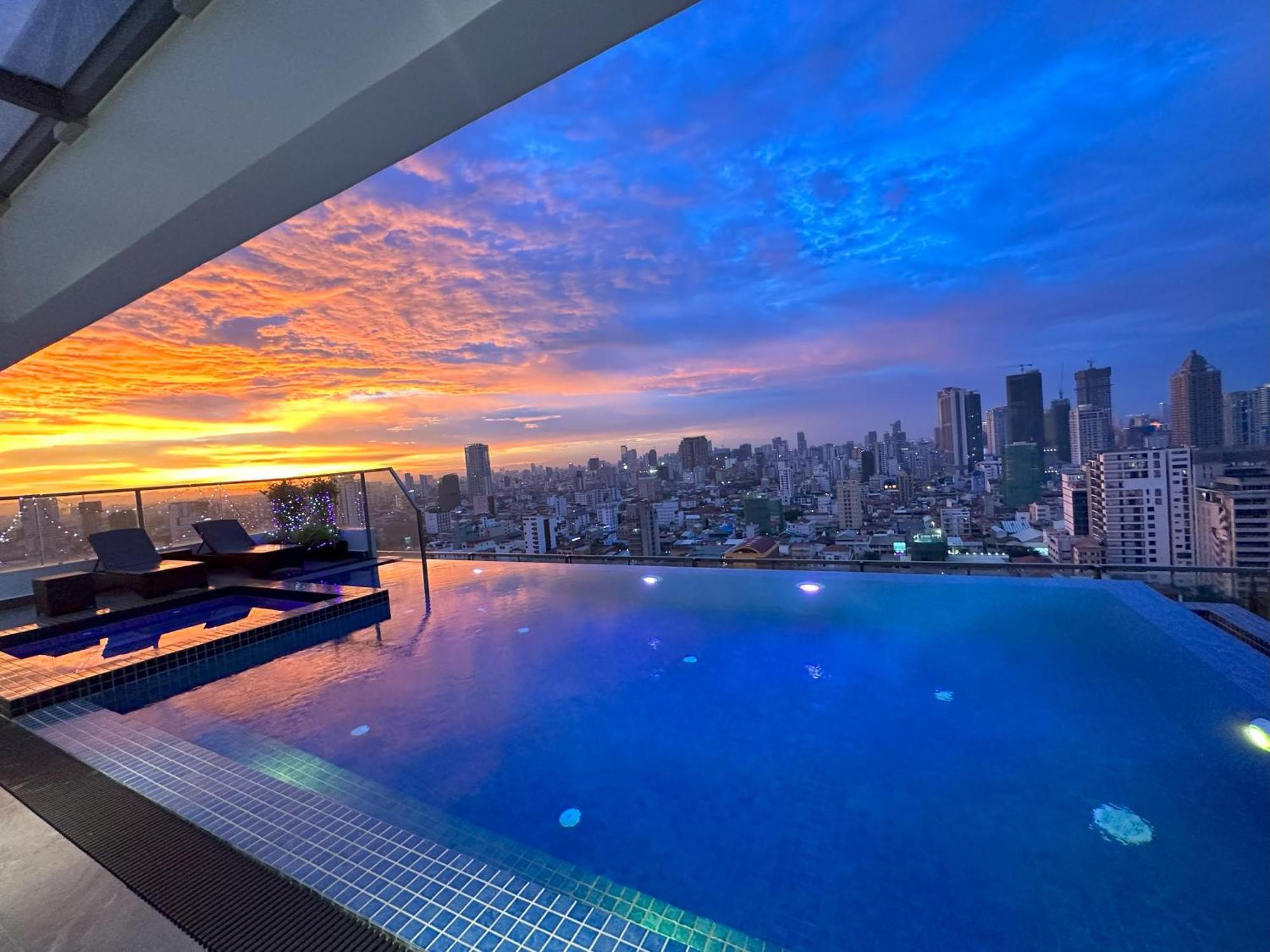 Parc21 Luxury Boutique Hotel Phnom Penh Dış mekan fotoğraf