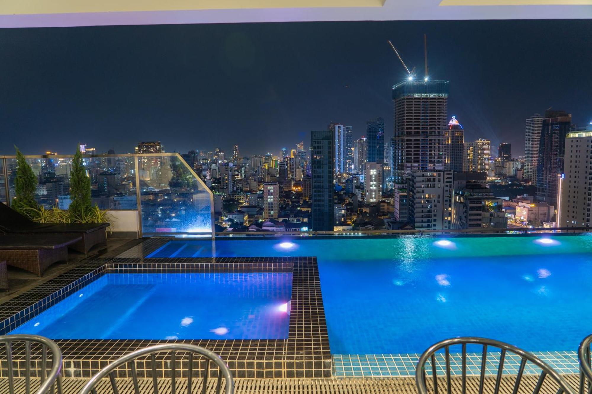 Parc21 Luxury Boutique Hotel Phnom Penh Dış mekan fotoğraf