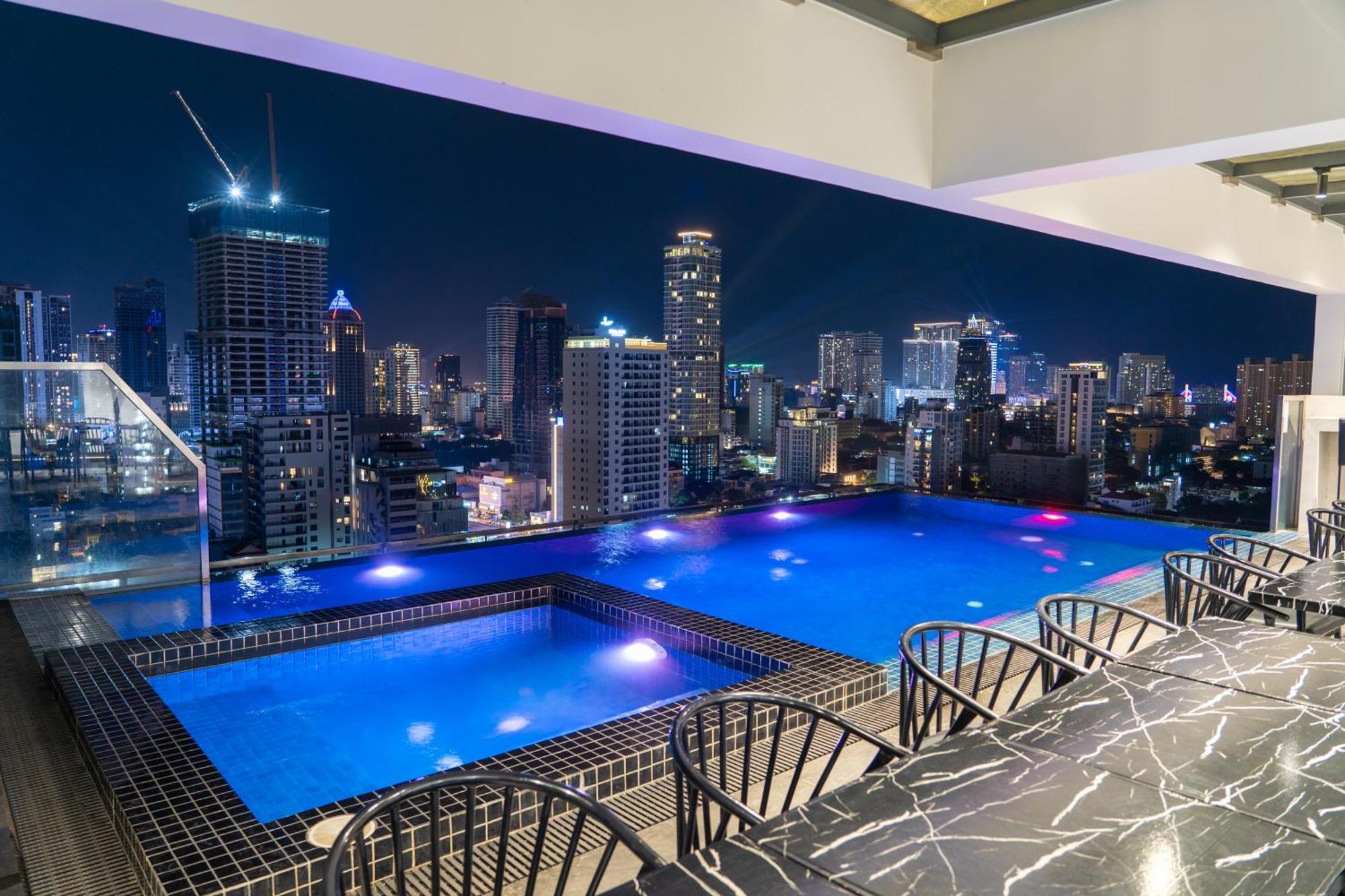 Parc21 Luxury Boutique Hotel Phnom Penh Dış mekan fotoğraf