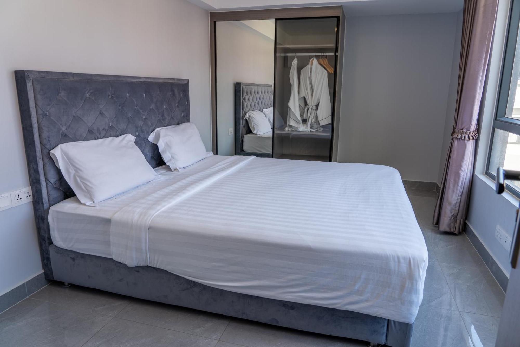 Parc21 Luxury Boutique Hotel Phnom Penh Dış mekan fotoğraf