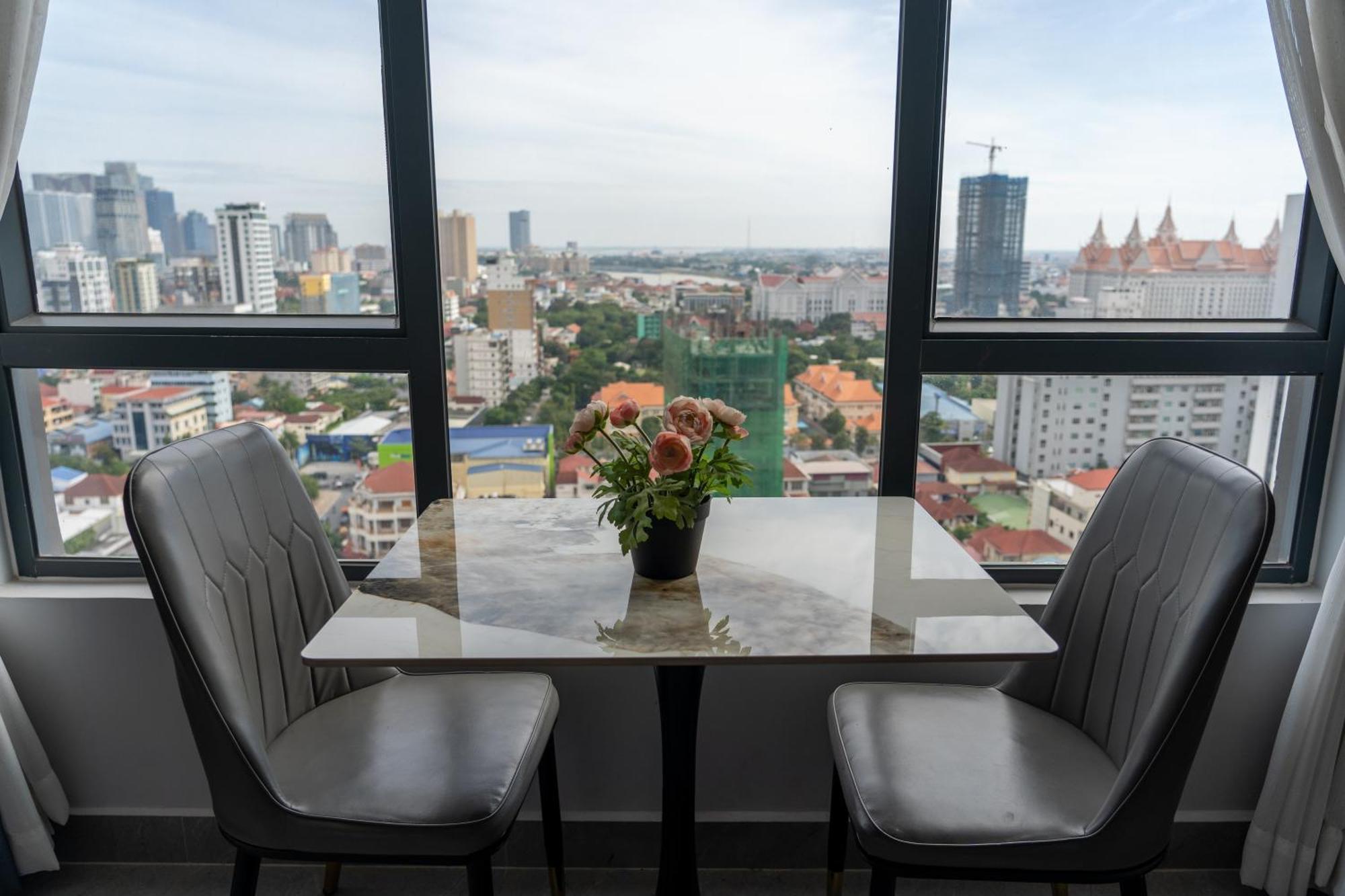 Parc21 Luxury Boutique Hotel Phnom Penh Dış mekan fotoğraf