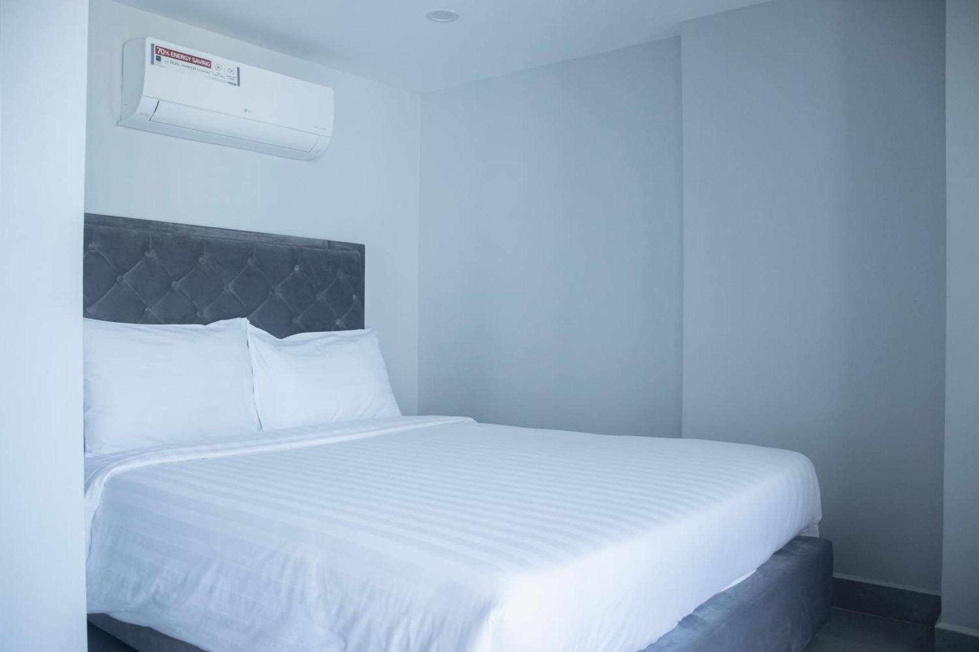Parc21 Luxury Boutique Hotel Phnom Penh Dış mekan fotoğraf